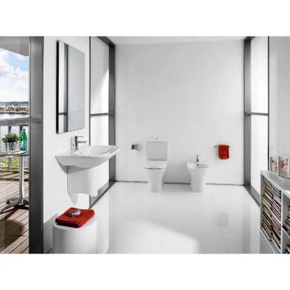 Nexo monoblok WC sa SS daskom – Roca Roca Nexo monoblok sa sporospuštajućom daskom