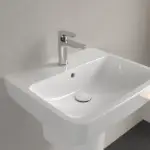 Kompaktan beli lavabo za zidnu montažu