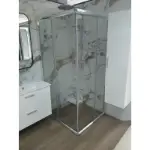 Tuš kabina sa staklenim vratima – leva orijentacija